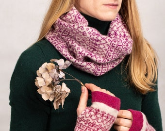 Knitted super soft lambswool Fair Isle snood