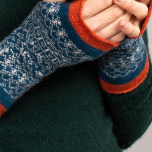Knitted Fair Isle Wrist Warmers with Thumbs Diesel/ linen/ rust