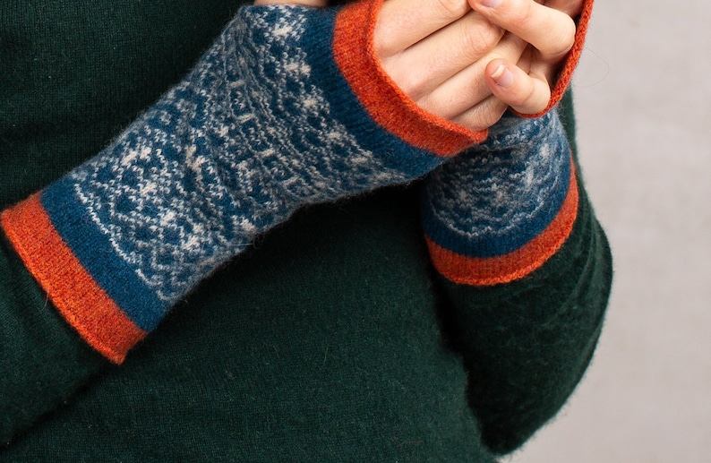 Knitted Fair Isle Wrist Warmers with Thumbs Diesel/ linen/ rust