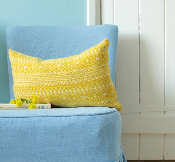 Yellow Rectangle cushion Knitted 