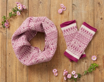 Fair Isle snood, infinity scarf, wool snood, loop scarf, cowl scarf, pastel cowl, wool cow scarf, fair isle cowl, women wool cowl, circle