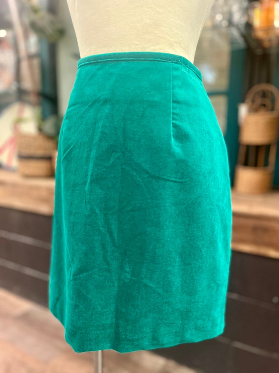 90's Esprit Velvet Green Mini Skirt | Vintage Dea… - image 4