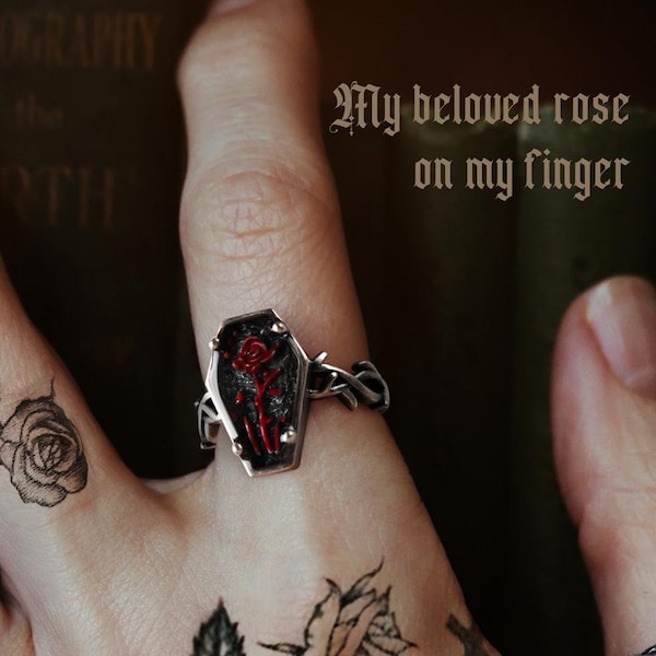 Personalized Gothic Coffin Rose Ring - Custom Name, Vintage Ring, Gift for Men and Women, Vampire Gothic style, Anniversary gift
