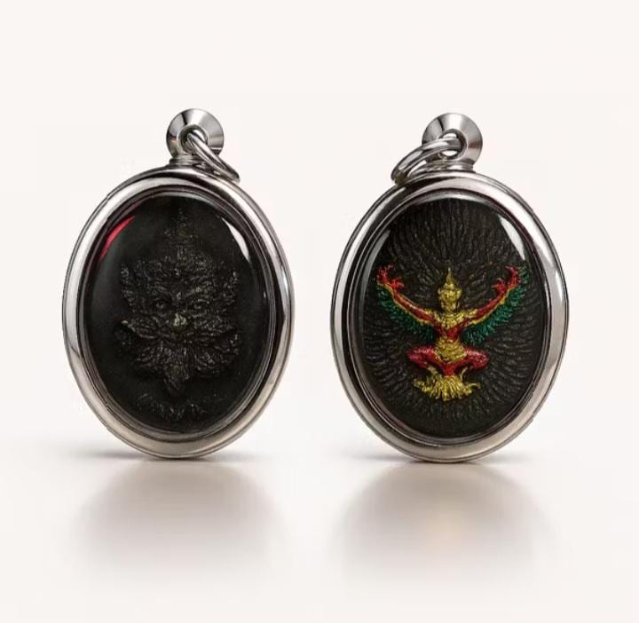 Ciondolo amuleto Naga thailandese: collana talismano serpente in ottone - Italia