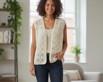 Chaleco de encaje de crochet hecho a mano para mujer, cárdigan sin mangas con estampado de rombos bohemio, chaleco de verano color crema, top de crochet estilo vintage para regalar.