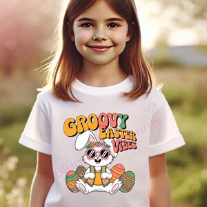 Design T-shirt Pâques | Groovy Easter Vibes PNG | Fichier Sublimation Lapin Vintage | Graphisme Pâques Hippie | Téléchargement Numérique