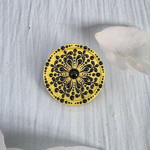 Mandala brooch, Mandala painting, Yellow brooch, Dot painting, Painted mandala, Flower mandala, Brooch pin, Brooch for women, Dotted mandala