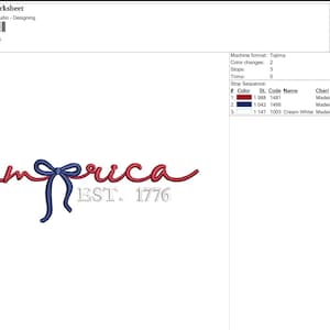 K&ouml;nnte beinhalten: Ein Stickdesign mit dem Wort "america" in roter Schrift und einer blauen Schleife. Darunter steht "EST. 1776". Das Design ist 4.06 cm hoch und 14.02 cm breit.