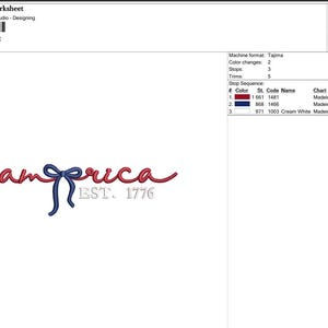 K&ouml;nnte beinhalten: Ein Stickdesign mit dem Wort "america" in Schreibschrift, einem blauen Bogen, der das "e" ersetzt, und "EST. 1776" darunter. Das Design ist 3,33 cm hoch und 11,48 cm breit. Es verwendet rote, blaue und cremewei&szlig;e F&auml;den.