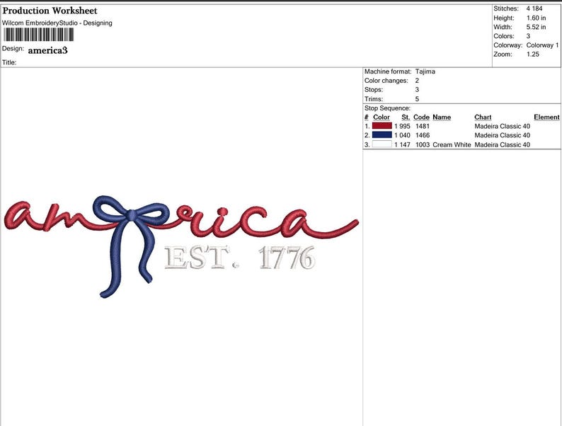 K&ouml;nnte beinhalten: Ein Stickdesign mit dem Wort "America" in roter Schrift, mit einer blauen Schleife, die den Buchstaben "e" ersetzt. Darunter steht der Text "EST. 1776" in Creme. Das Design ist zum Sticken.