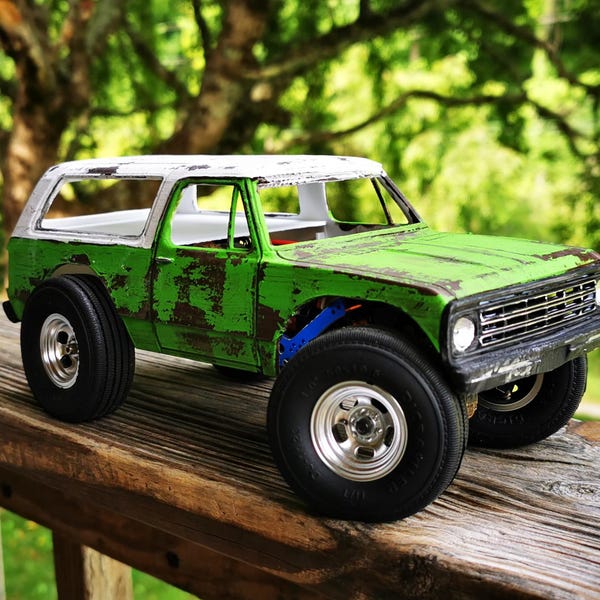 Scx24 1975 Raupenkarosserie c10 Radstand