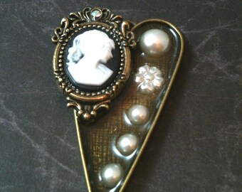 Victorian Cameo and Pearl Antiqued Brass Necklace