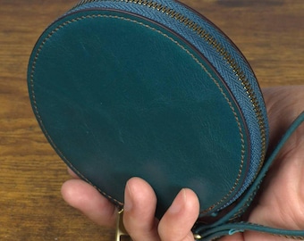 Handmade Leather Coin Purse: Compact Round Cowhide Wallet
