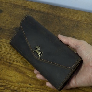 Engraved Crazy Horse Leather Long Wallet: Running Horse Clasp, Personalized Clutch