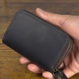 Crazy Horse Leather Dual Zipper Wristlet - Personalisierte Unisex Vintage Geldbörse - Geschenk für Sie und Ihn - Karten-, Bargeld- & Schlüssel-Organizer