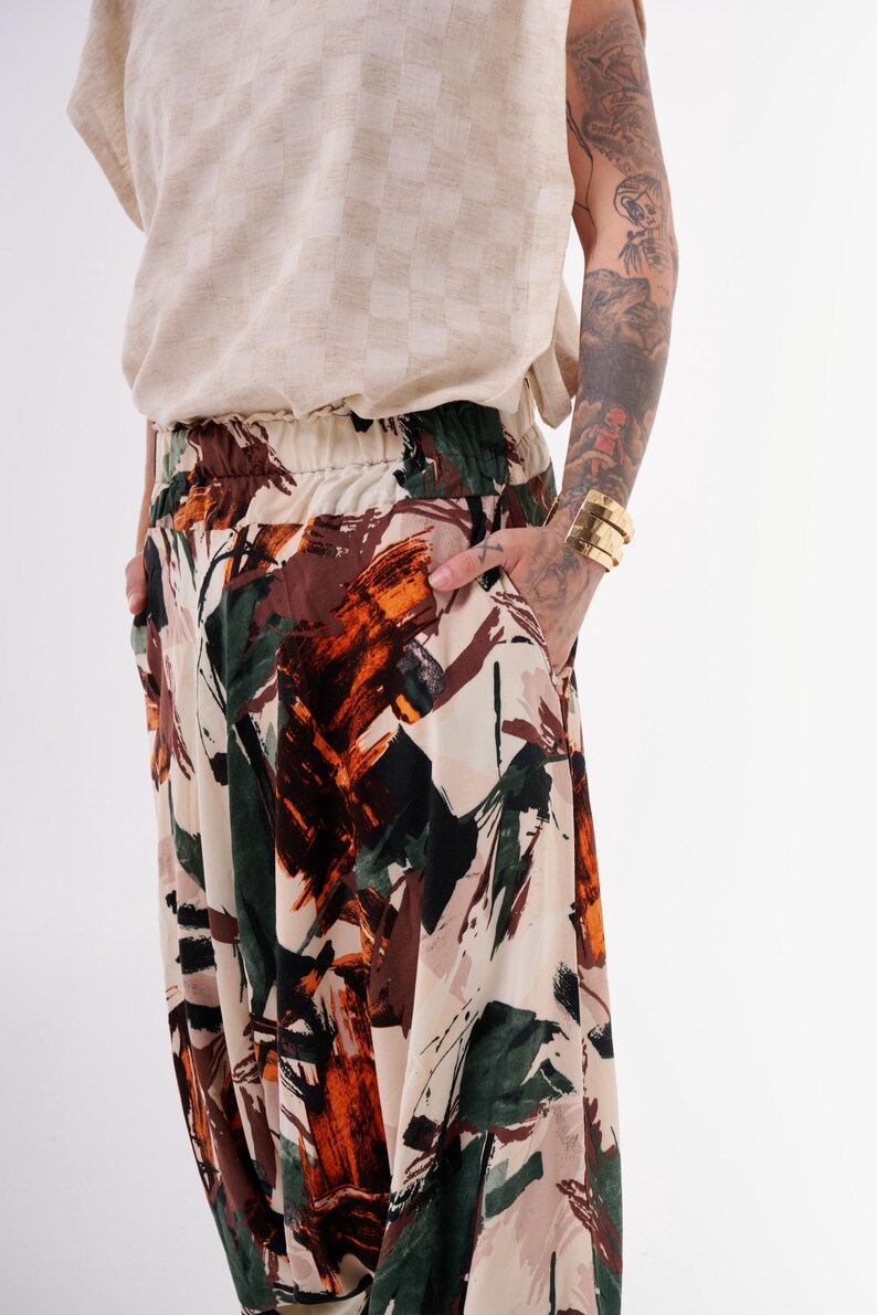 Organic summer outfit set with breathable cotton top and relaxed fit harem pants, gender neutral bohemian style
