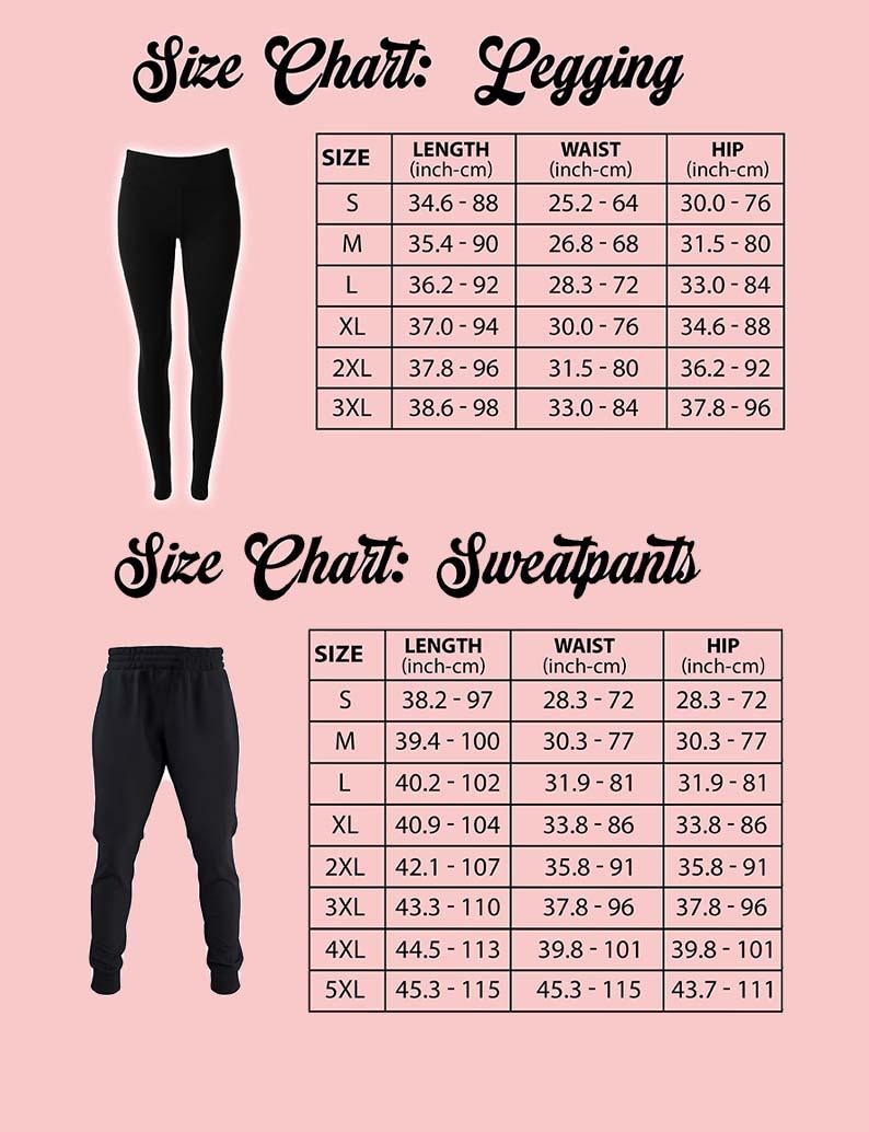 Op de afbeelding: Maattabellen voor leggings en joggingbroeken. De legging-tabel toont maten S t/m 3XL met afmetingen in inches en cm voor lengte, taille en heup. De joggingbroekentabel toont maten S t/m 5XL met vergelijkbare afmetingen.