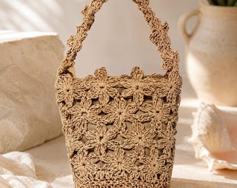 Straw Bucket Bag Floral Woven Handbag Mini Summer Purse Beige Beach Bag Cottagecore Shoulder Bag Vacation Tote