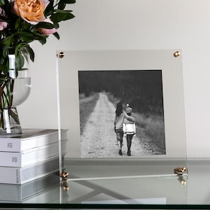 Acrylic Bevel Tabletop Float Frame for 8x8&quot; or 10x10&quot; photos