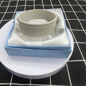 Cinghie per bottiglie in silicone, etichette per bottiglie in silicone intagliate, regali per bambini, etichette per bottiglie sportive, fasce per bottiglie di bevande, etichette per bottiglie personalizzate