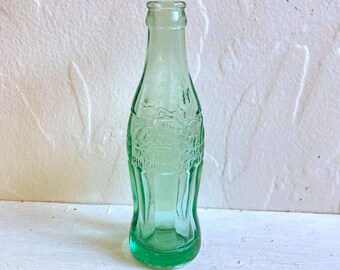 Vintage Glass Coca-Cola Bottle, Oakland California, 1940's, Soda Collectible