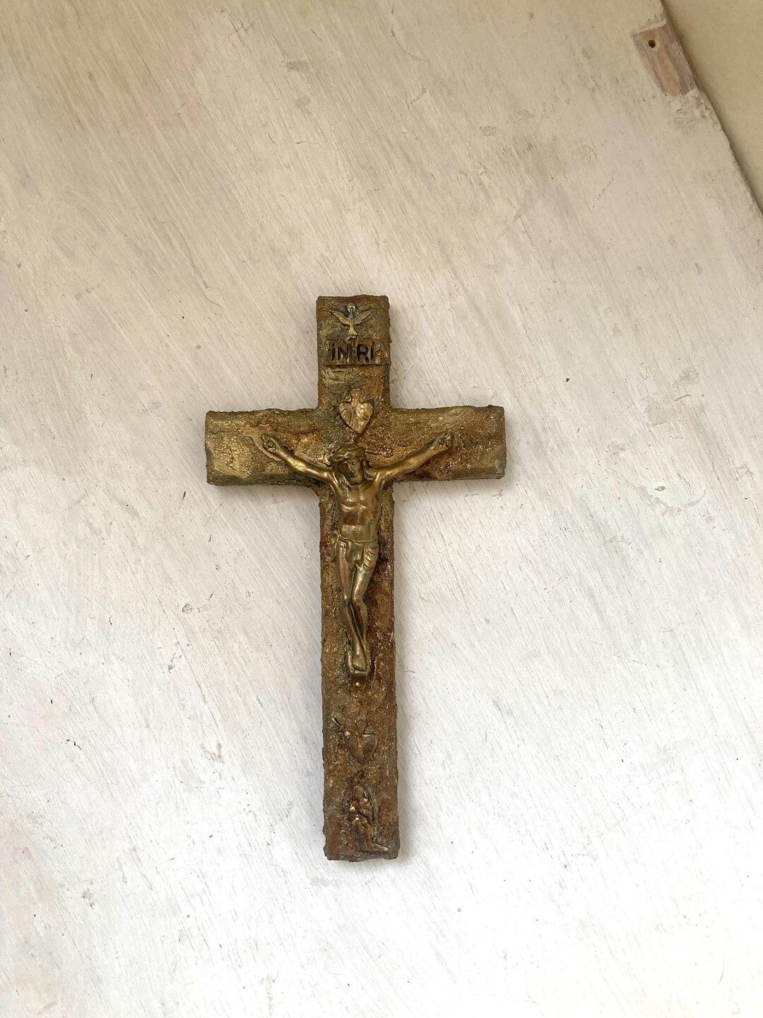 Vintage Wood/plaster Crucifix, Milagros, Gold, INRI, Religious, Jesus ...