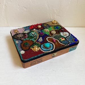 Vintage Folk Art Bedazzled Cigar Box, Beads, Jewelry, Handmade, One of A Kind, Unique Gift, Cuesta Rey, Treasure Box, Memoryware, Craft
