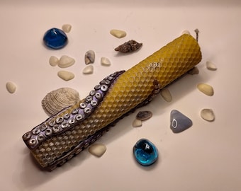 Octopus Candle: Hand-Sculpted Tentacles, Mystical Beeswax Candle