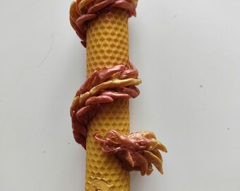 Custom Magical Dragon Candle – Handmade Beeswax Gift for Fantasy Lovers