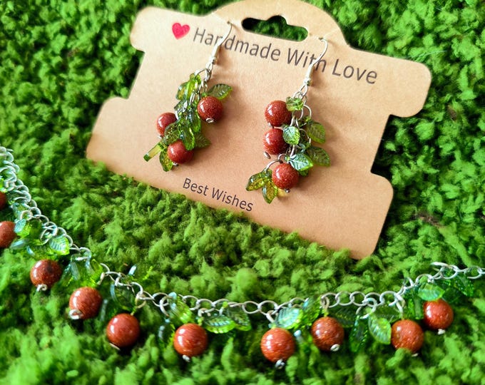 Featured listing image: Fairy core jewellery set: Berries earrings and bracelet with natural stones and leaves
