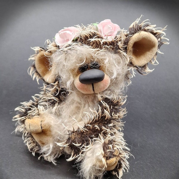 Quill a 5-6 inch mohair Hedgehog by Bears of Bath