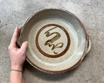 FOUND : handmade ceramic PIE PLATE with side handles and brushed detail