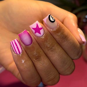 Pink Retro Press On Nails – Fun Y2K Nail Set with Stripes, Star 8 Ball, Handmade Gel Nails in Multiple Shapes & Lengths/ Press on nails/ Y2K