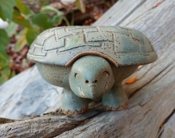Handmade Ceramic Turtle Box - image 2