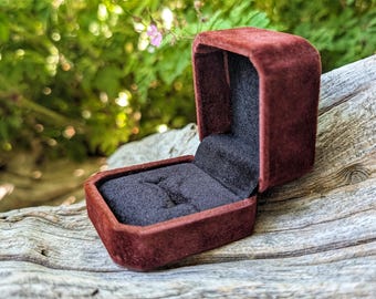 Sophisticated Antique Dark Brown Velvet Jewelry Presentation Box