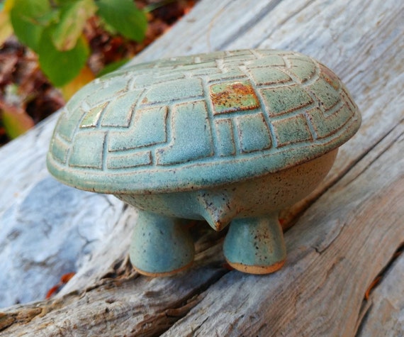 Handmade Ceramic Turtle Box - image 7