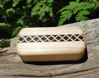 Beautiful Vintage Handmade Ebony and Maple Inlaid Wood Ring Presentation Box