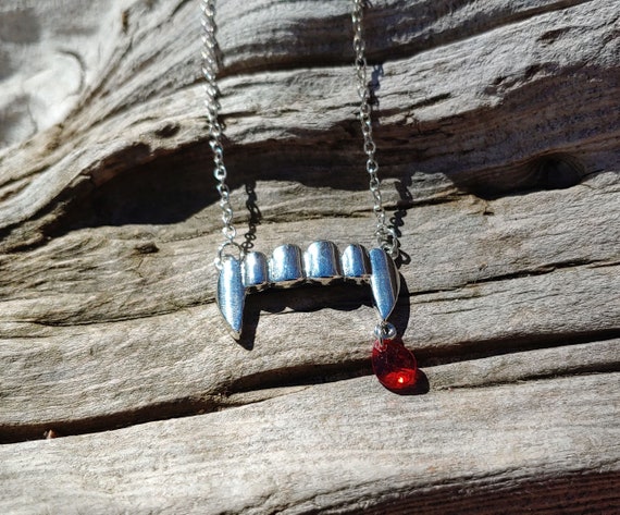 Vampire Necklace - image 5