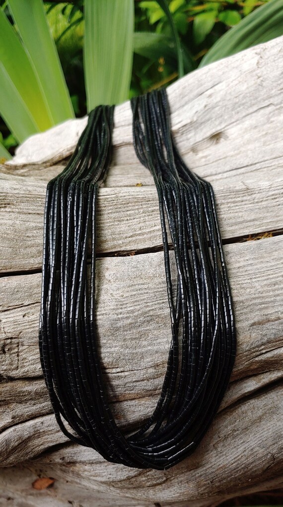 Beautiful Native American Multi-Stranded Long Jet… - image 8