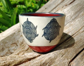 Stunning Red, White, and Charcoal Gray Turtles Ceramic Tumbler - Signed