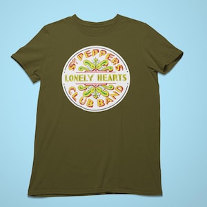 T-shirt sergent Pepper des Beatles, t-shirt rétro groupe de musique, chemise de concert rock, merchandising vintage pour fans, cadeau nostalgique de fans, souvenirs Sgt Peppers