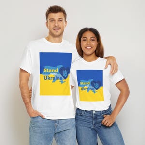 Ukraine Flagge und Karte Unisex T-Shirt, Stand mit Ukraine Shirt, stolzes Ukrainisches T-Shirt, Unterstützer Friedensgeschenk, Ukraine Unabhängigkeitstag Top