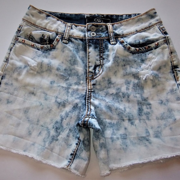 Studded Destroyed Acid Wash Denim Jean Shorts, Distressed, Size 4