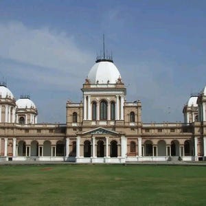 Historische Eigenschaften von Nawab Sadiq