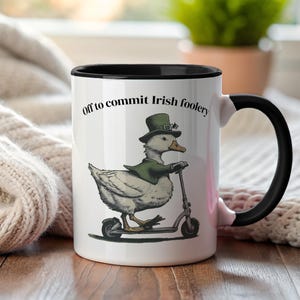 Irländsk dårskap - kaffemugg | St Patricks Day fyrklöver irländsk pubfödelsedag Weirdcore Cottagecore gås St Patricks Day-mugg