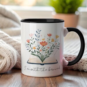 Ich lese verbotene Bücher Im mit der verbotenen Tasse Keine Bücher verboten Bücher verboten Lesezeichen - Kein Buch verboten Noch ein Kapitel!