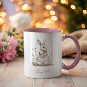 Taza de conejito de Pascua personalizada con nombre, taza de primavera para ella, taza de café de conejo linda personalizada, regalo de Peter Rabbit para amantes de los conejos, conejito preppy