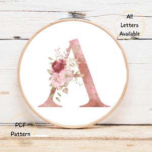 Rosa Blumenmonogramm Kreuzstichmuster | Botanisches Alphabet mit Initial (PDF Download)