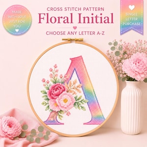 Może przedstawiać: Wzór haftu krzyżykowego z literą "A" w kwiaty i gradientem tęczy. Tekst brzmi "Floral Initial" i "Choose Any Letter A-Z". Projekt zawiera różowe róże i inne kwiaty.