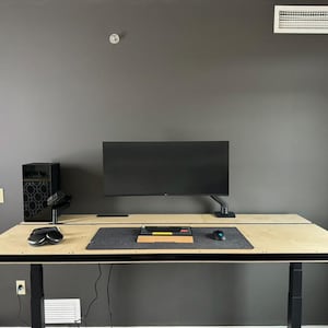 Modern Custom Desk – Wood and Aluminum V-Slot Extrusion – Industrial, Minimalist Office Desk Workstation